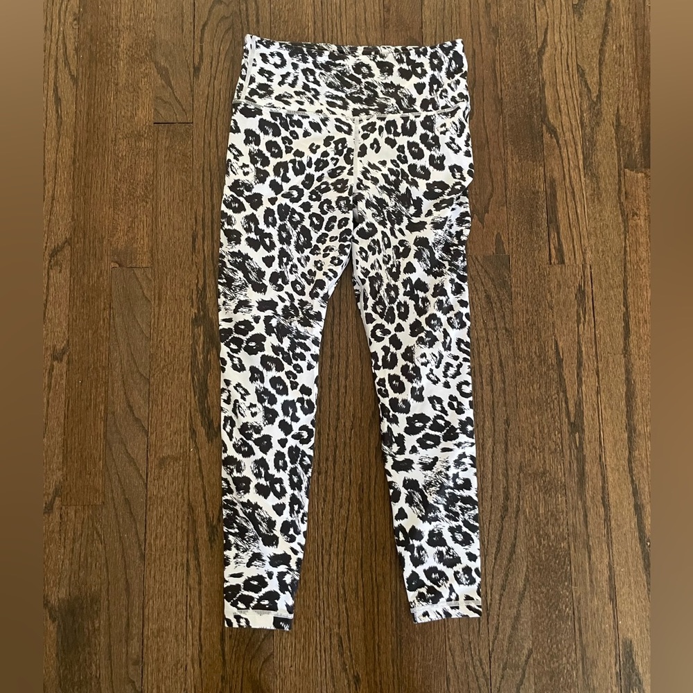 Lilybod black and white leopard leggings